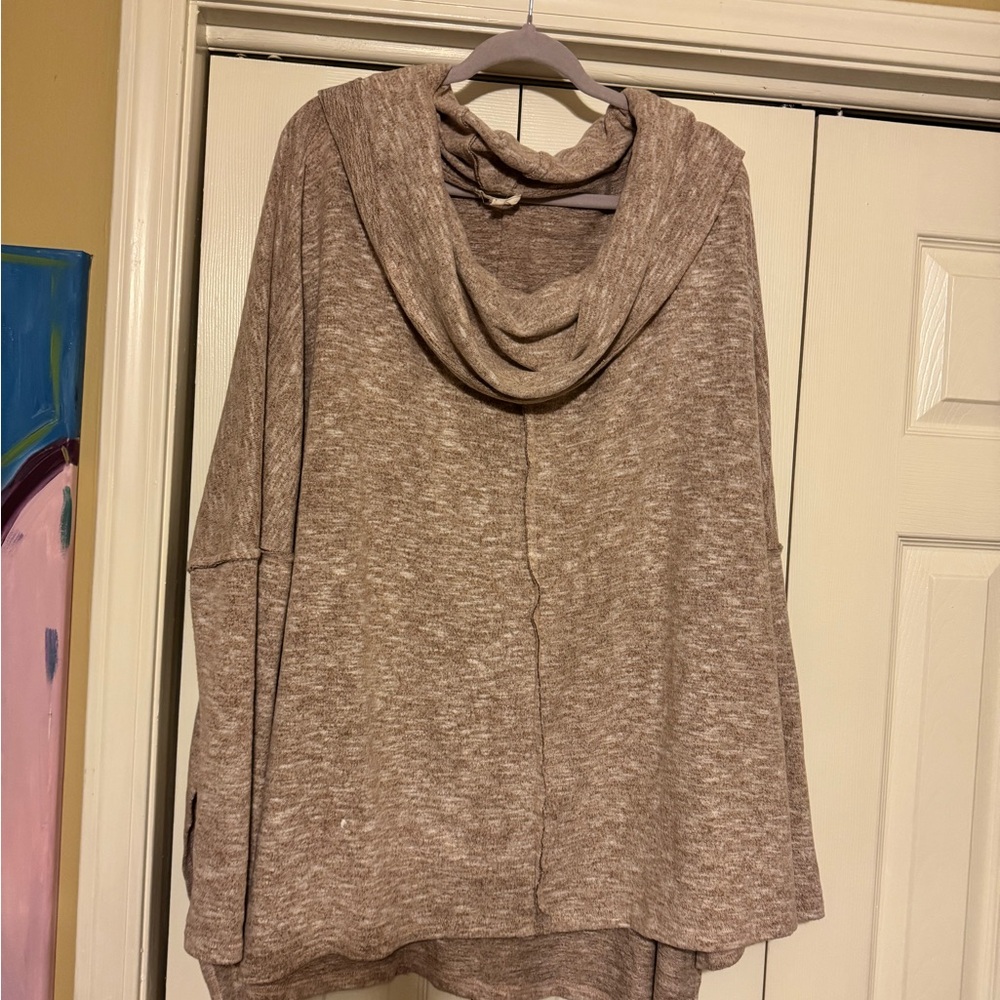 Easel (Chic Soul) Women's Sweater, heathered blush